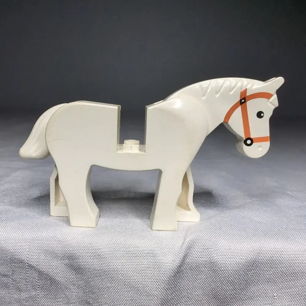 LEGO White Horse Brown Bridle Black Eyes Vintage Movable Head Replacement
